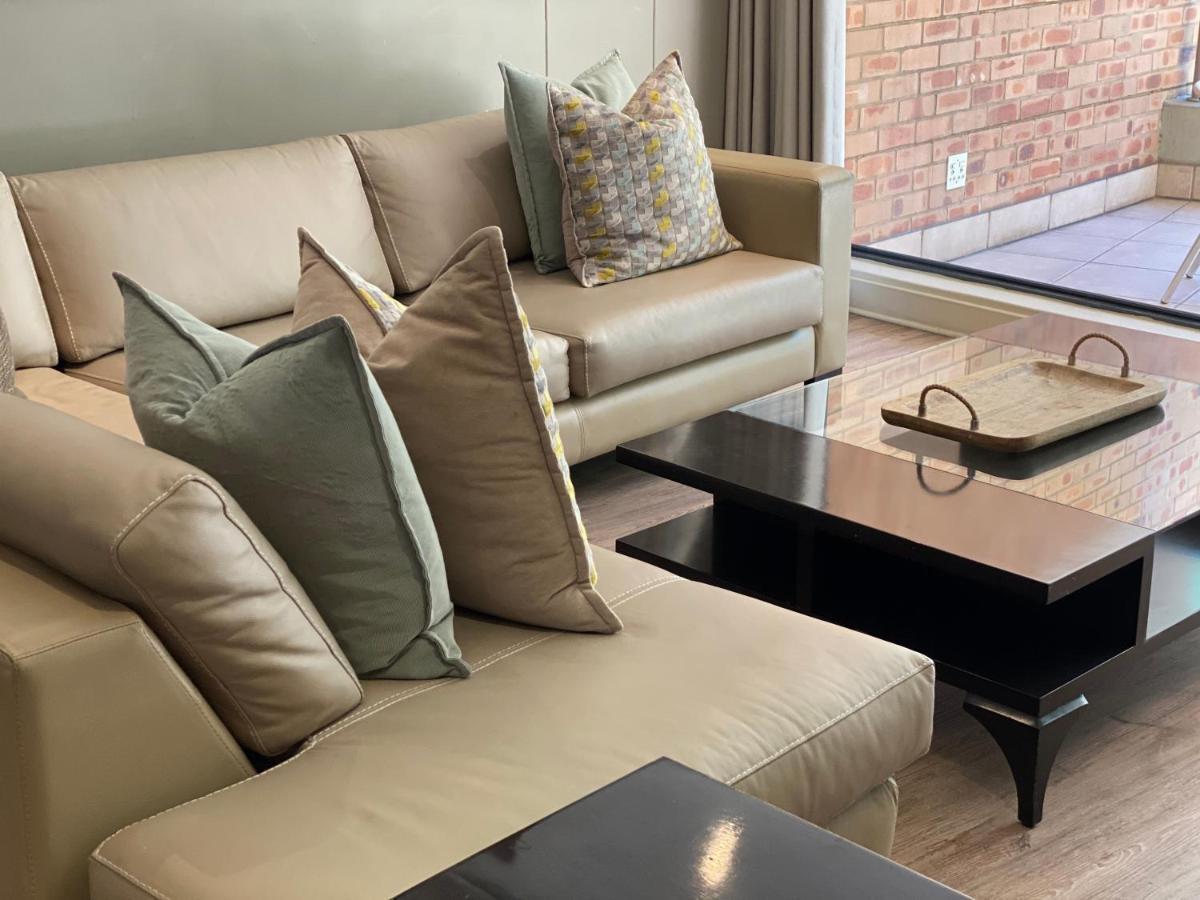 Zuri Residences At Ten Degrees Johannesburg Buitenkant foto