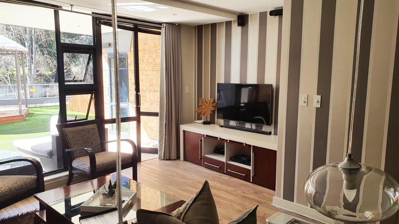 Zuri Residences At Ten Degrees Johannesburg Buitenkant foto